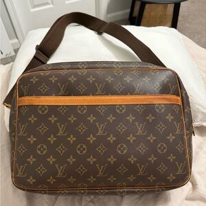 Reporter Bag - Used like New